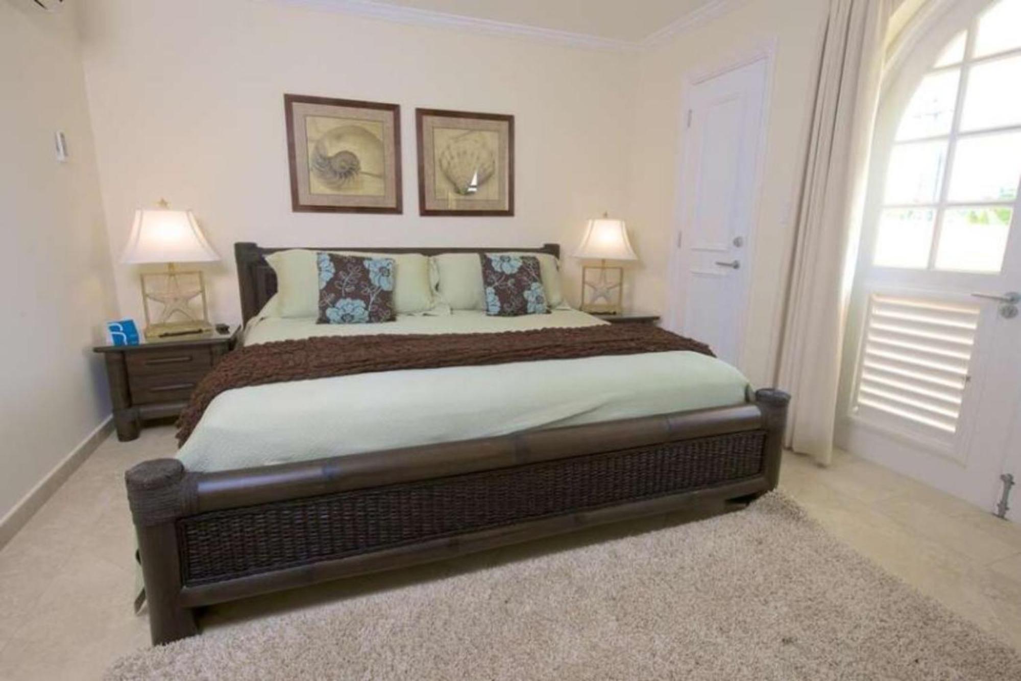 Sapphire Beach Condos Christ Church Room photo