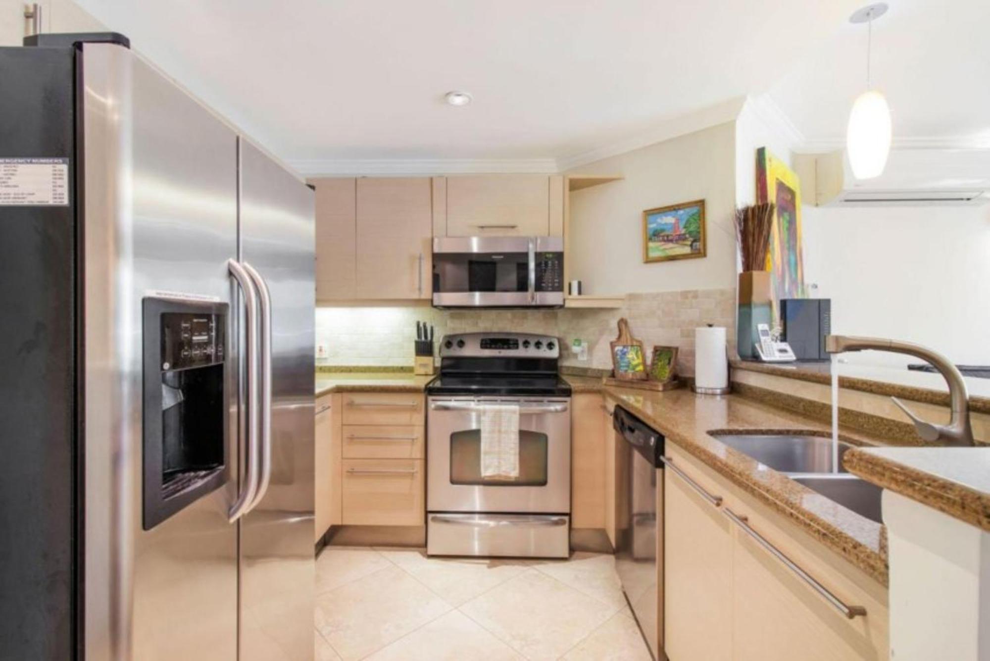 Sapphire Beach Condos Christ Church Room photo