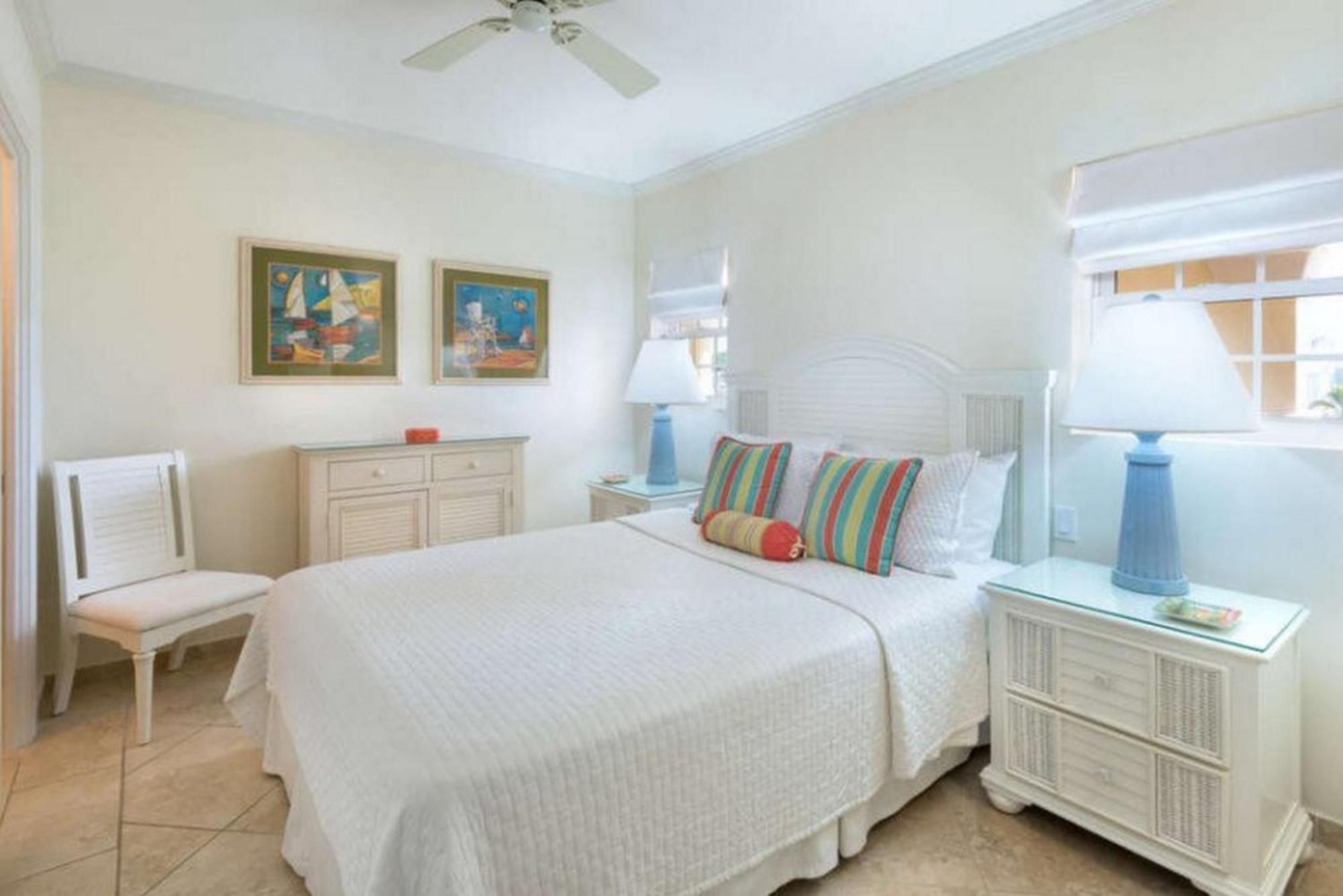 Sapphire Beach Condos Christ Church Room photo