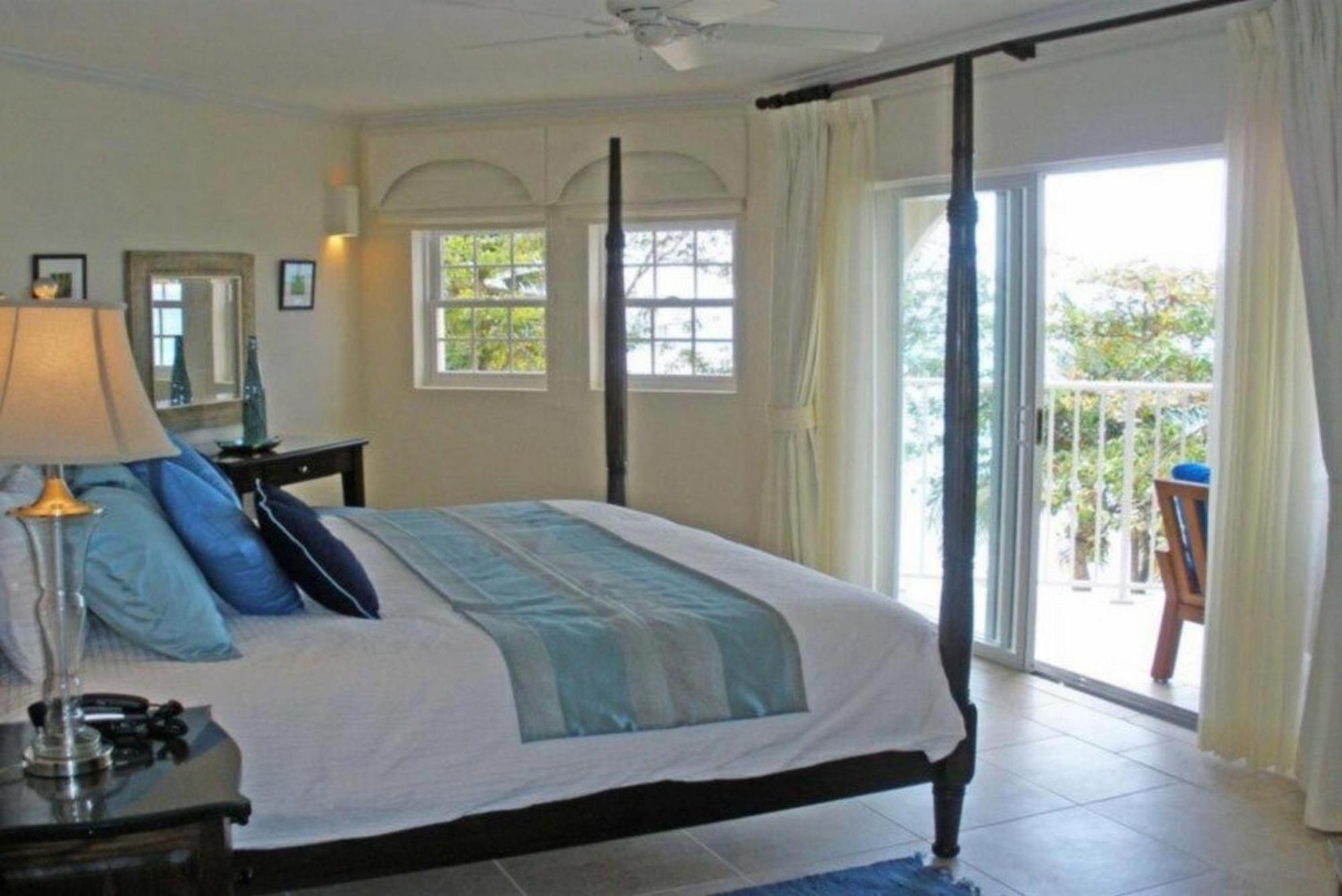 Sapphire Beach Condos Christ Church Room photo